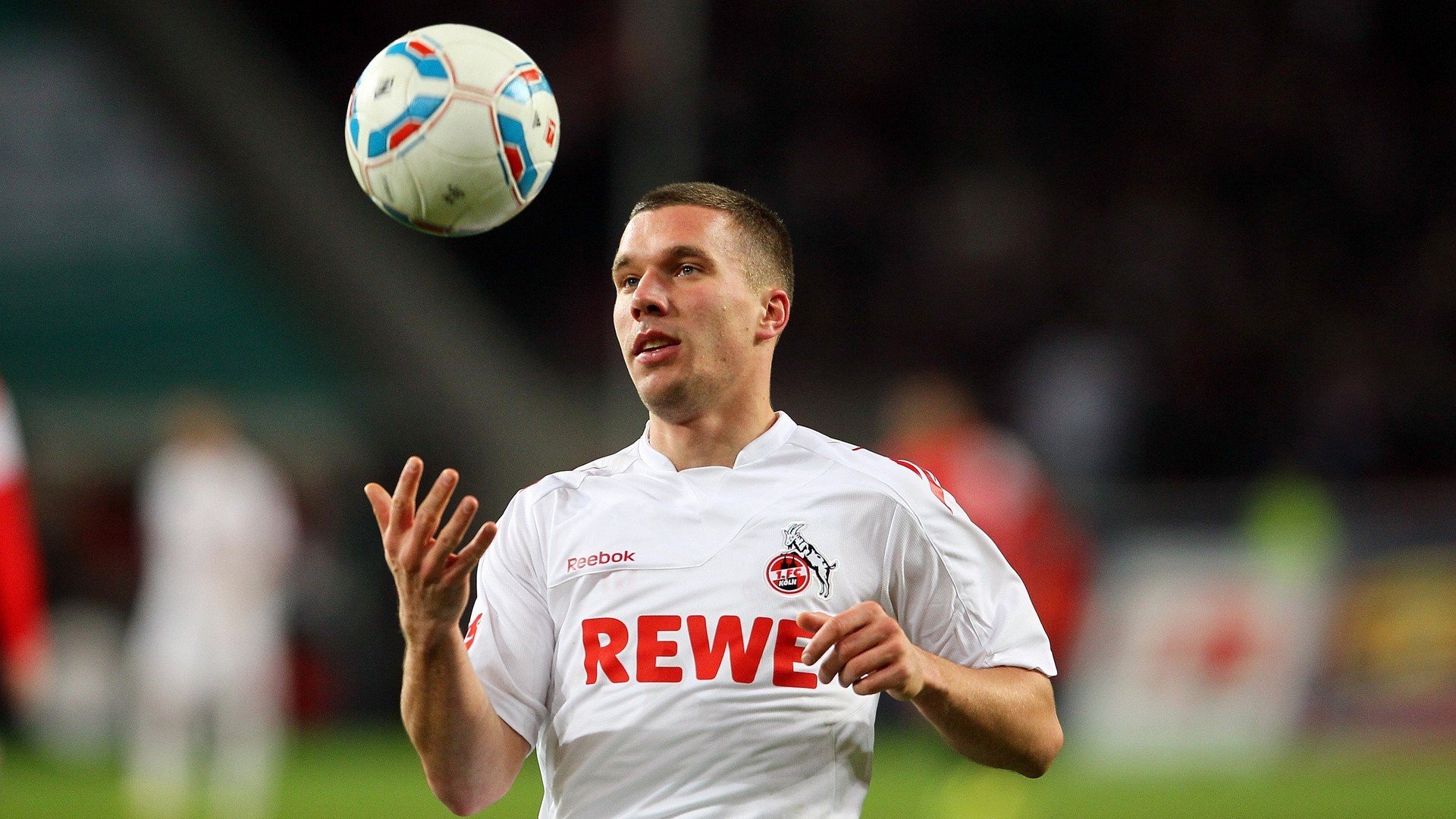 库里为慈善拍摄宣传片呼吁环保，库里慈善事业